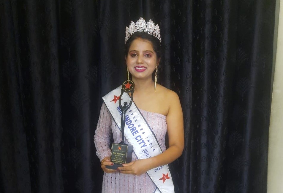 मध्यप्रदेश के इंदौर सिटी से सोनिका मेहरोत्रा को जी 1 कैटेगरी में मिला फॉरएवर मिस, मिसेज, व टीन 2022 सीजन 2 में सिटी विनर का विनिंग टाइटल