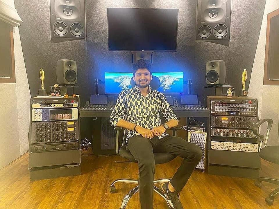 राहुल रंजन : साल के सबसे ट्रेंडिंग परफॉर्मर और इंटरनेट सेंसेशन में से एक सिंगर 